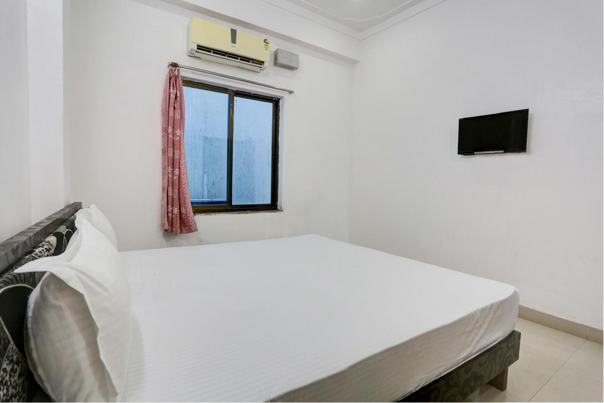 Super Hotel O Goverdhan Villa Udaipur Esterno foto